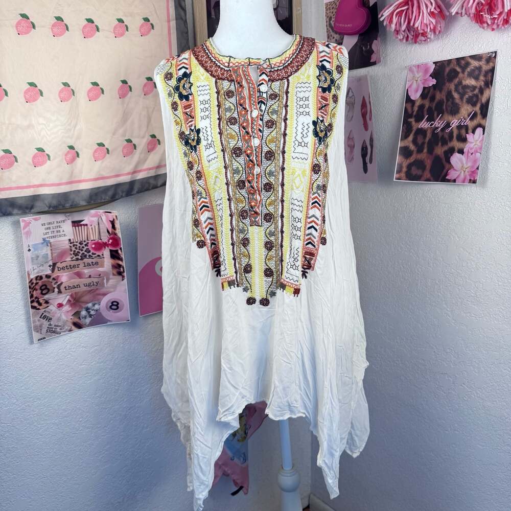 Biya Embroidered Sleeveless Tunic Top Size L